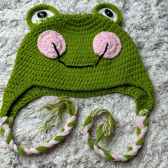 Knit frog hat - Picture 1 of 5